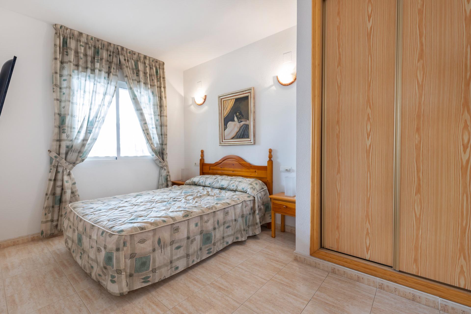 apartamento-en-torrevieja-22135209-4-12.jpg