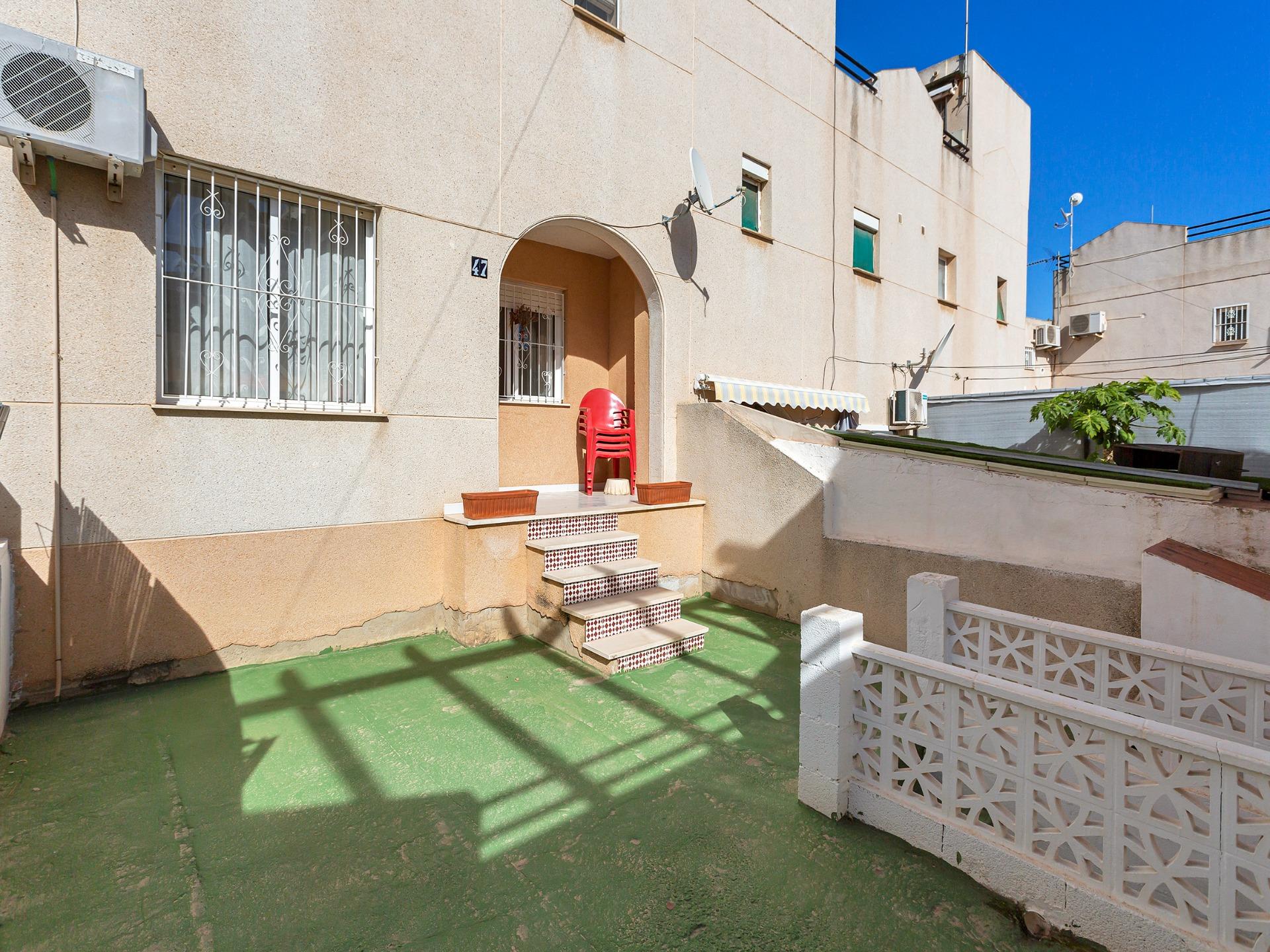 bungalow-planta-baja-en-torrevieja-21036055-6-4.jpg