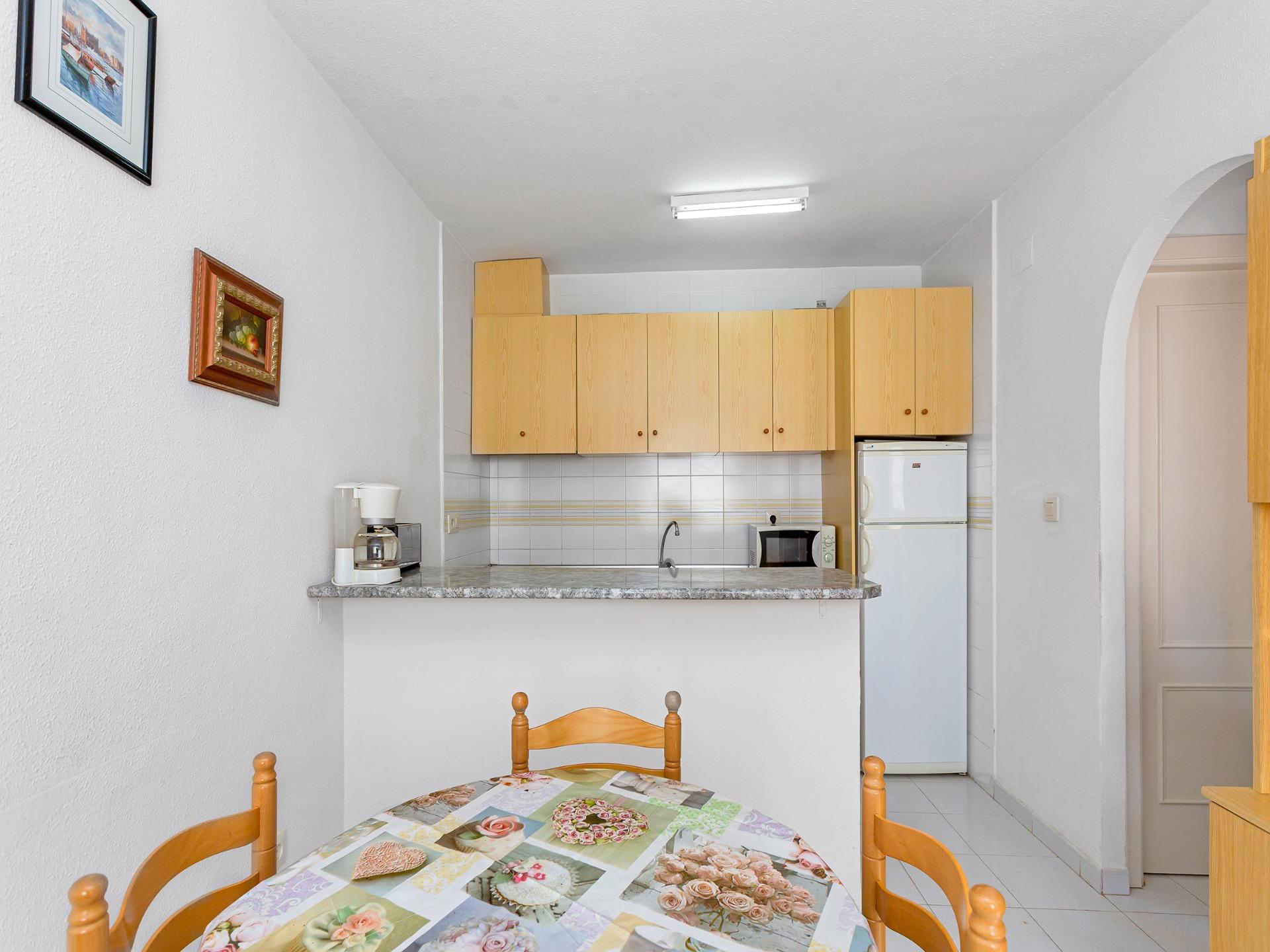 bungalow-planta-baja-en-torrevieja-21036055-6-8.jpg